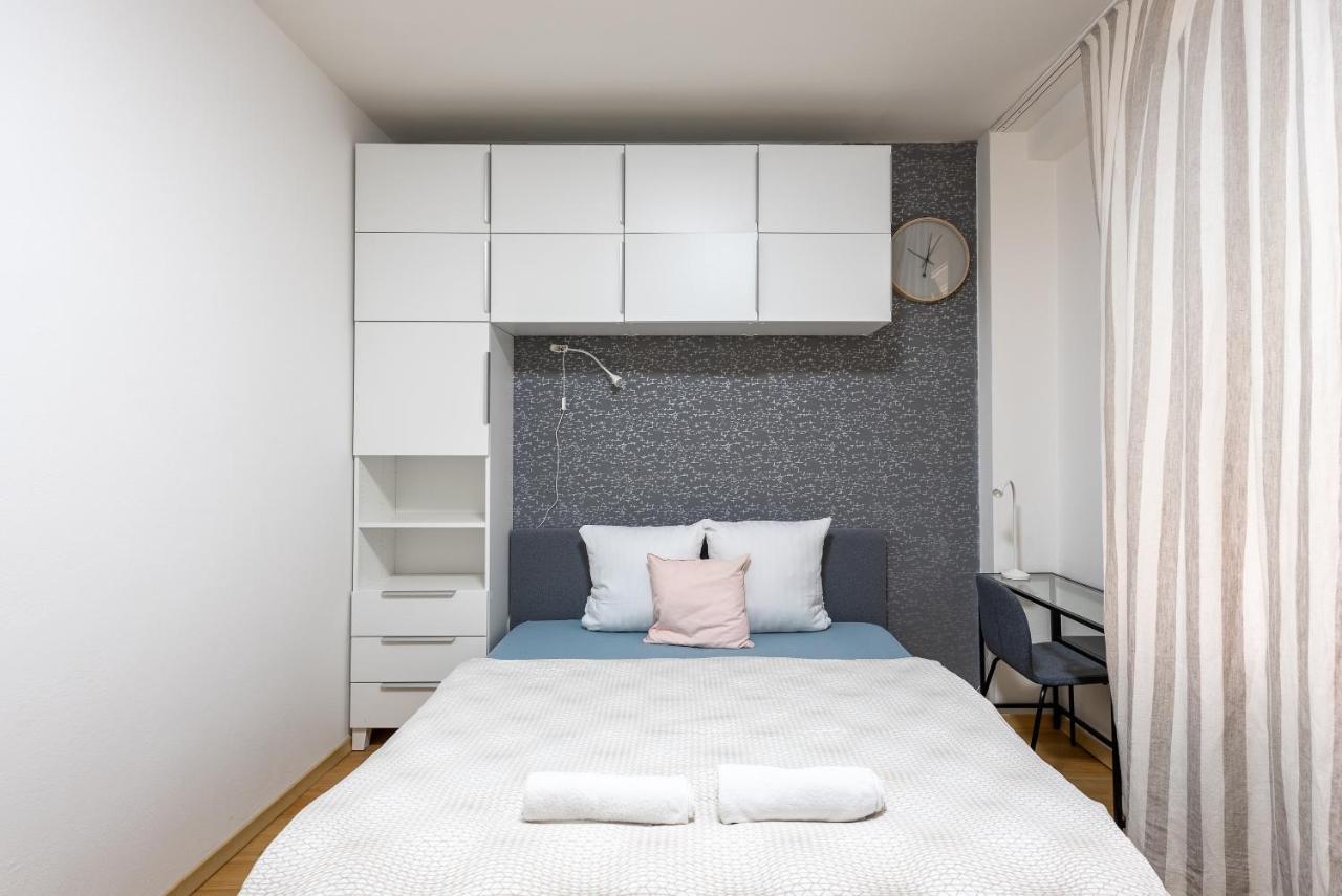 Lotus Apartment ปราก ภายนอก รูปภาพ